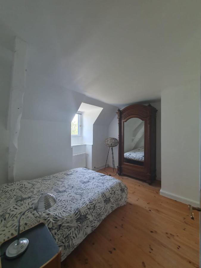 Maison En Pierre Dans Son Nid De Verdure Roz-Landrieux 외부 사진